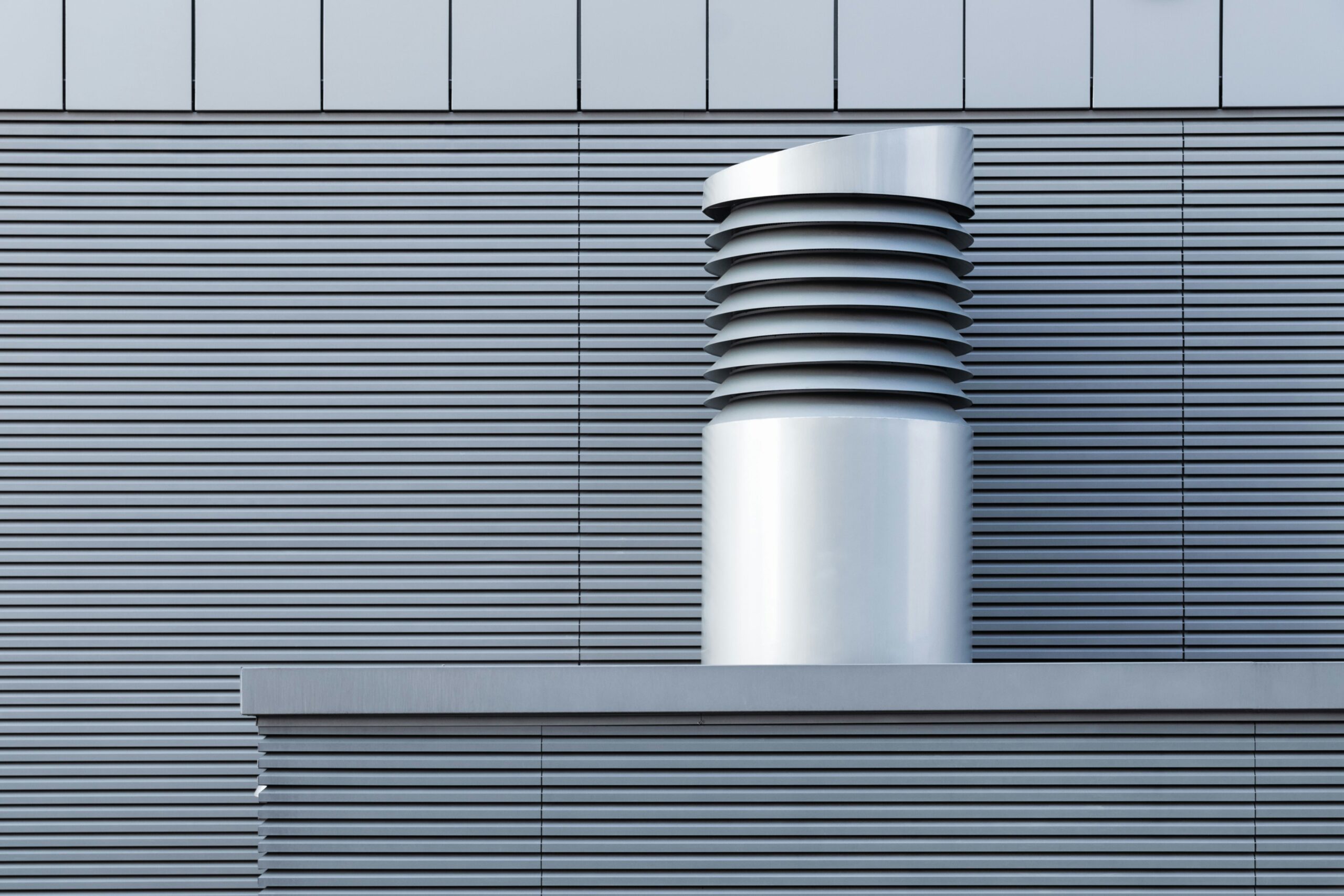 pawel-czerwinski-EIFClexGhzg-unsplash ventilation